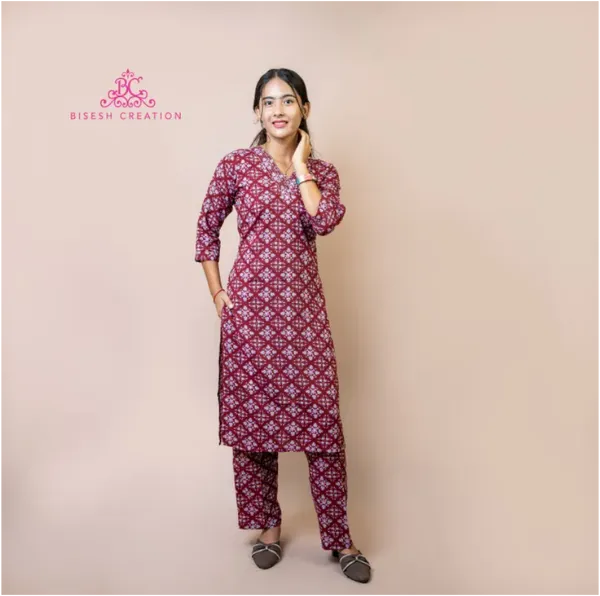 Bisesh Creation Purple V-Neck Floral Printed Straight Kurta Pant Co-ord Set For Women